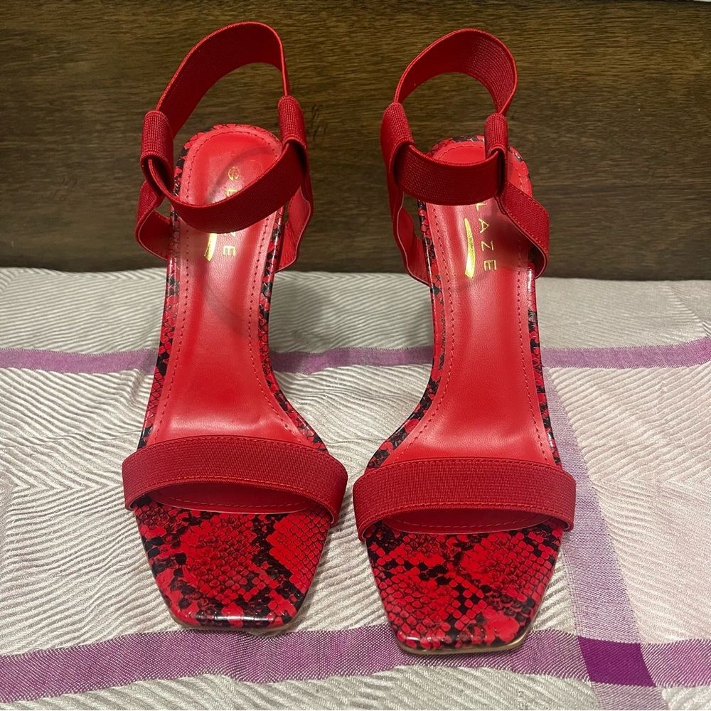 Glaze Red and Black snake print heels Sz 7